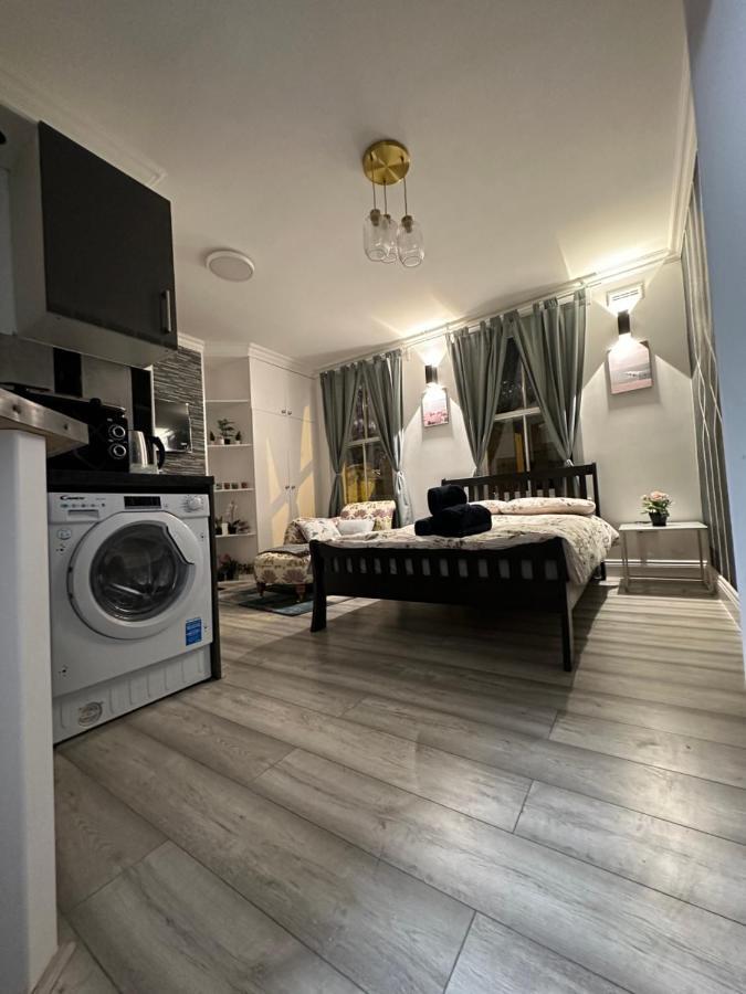 Guest&Rest 5 Apartment London Bagian luar foto